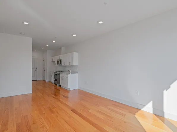 56 Cottage Street image 2 of 11