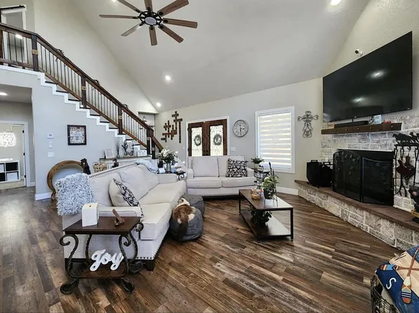 33765 S Coves Dr, Afton, OK 74331