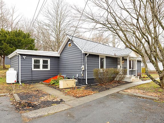 2nd image of 534-536 River Road