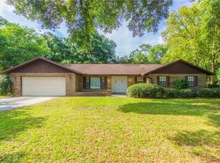 1095 Burgoyne Rd, Deland, FL 32720