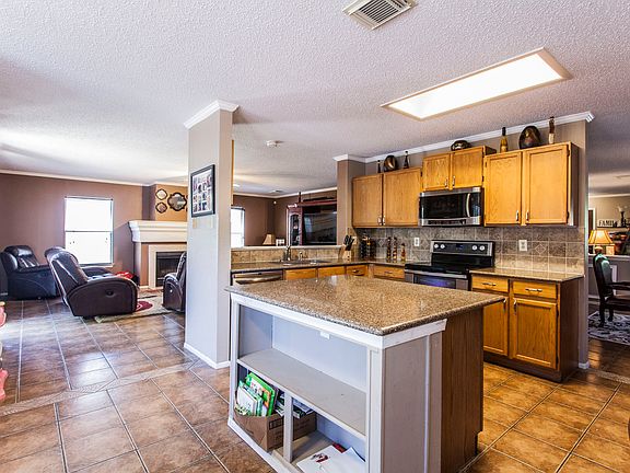 5th image of 3824 Davenport