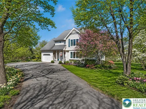 1244 Quiet Hills Ln, Effort, PA 18330