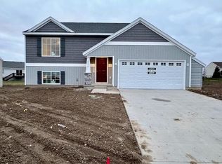 4652 Wren Dr, Caledonia, MI 49316