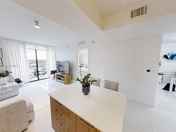 5th image of 5300 NW 85th Ave APT 408