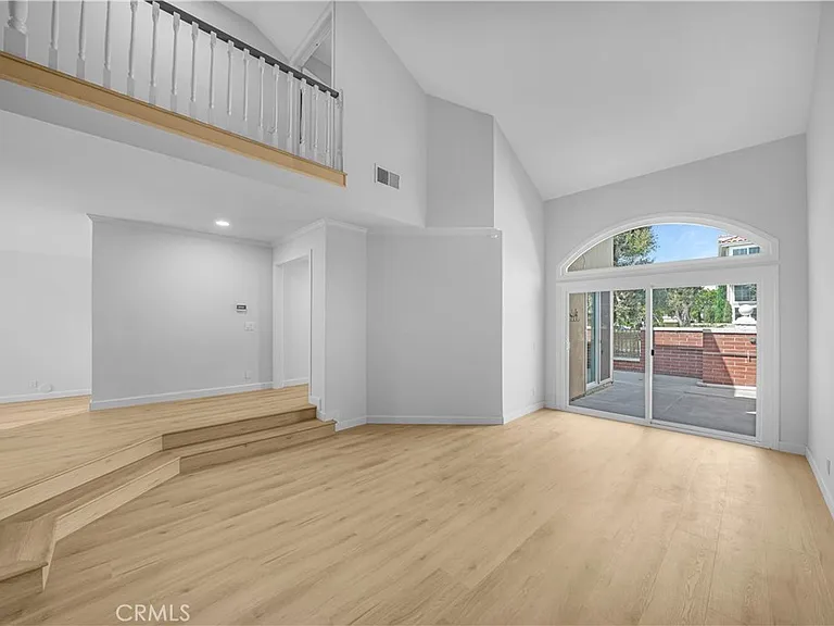 6082 Eaglecrest Dr — Photo 4