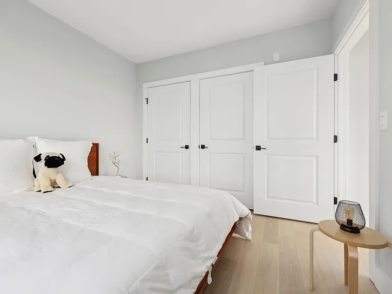 Astor by Gomes — Photo 17
