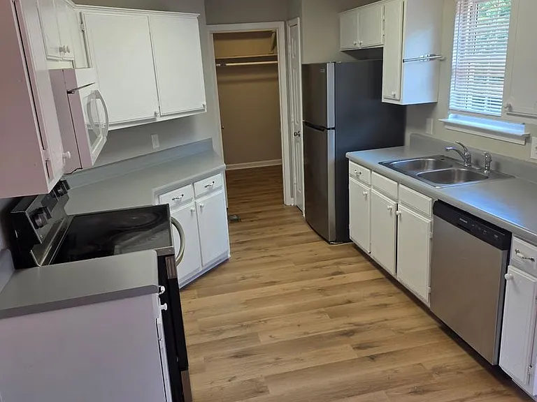 1118 Pyburns Pl — Photo 21