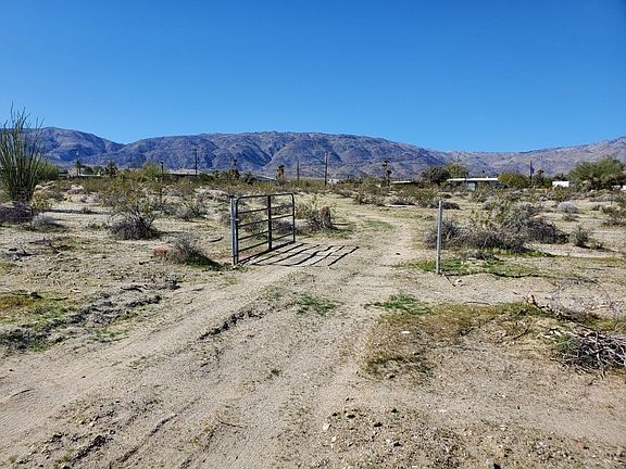 3rd image of Yaqui Pass Lot 52
