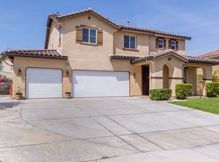 6899 Farmall Way, Eastvale, CA 92880