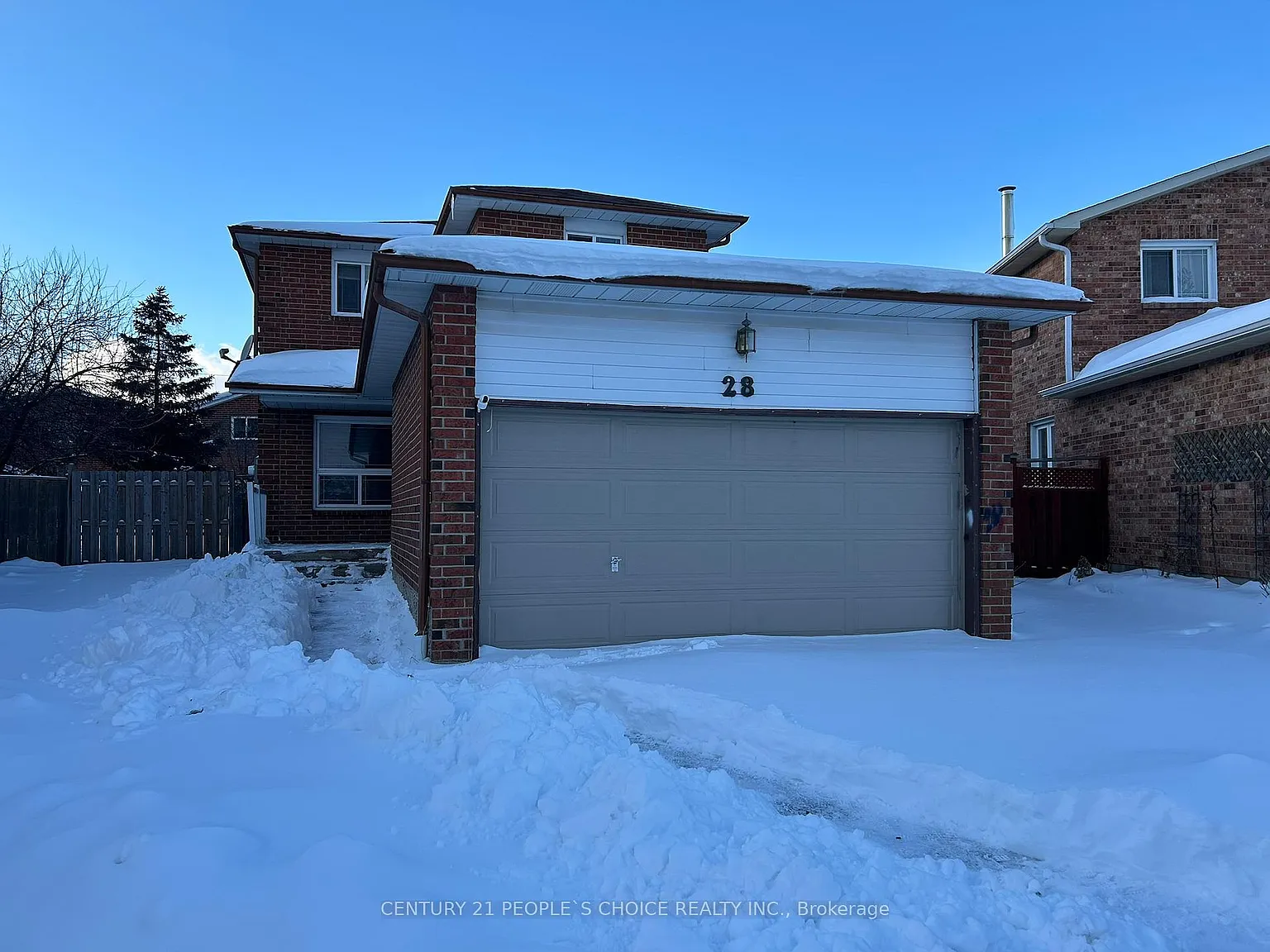 4 bed, $3,400 — Photo 1