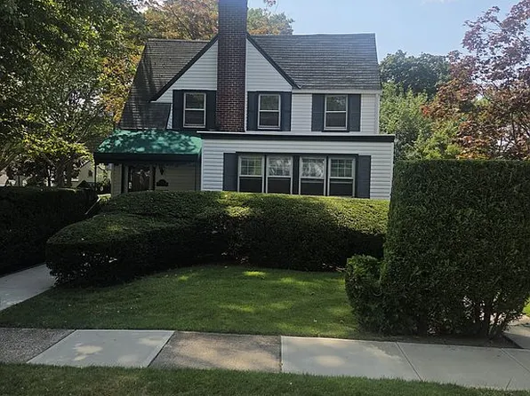 80 Jefferson St, Garden City, NY 11530