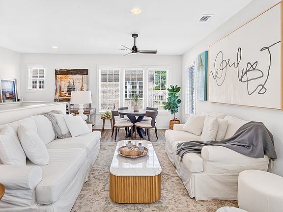 Living Room (2nd floor)