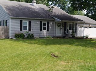 1916 Robin Dr, Warsaw, IN 46580