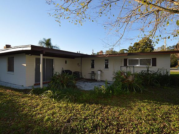 5th image of 701 N Flamingo Dr