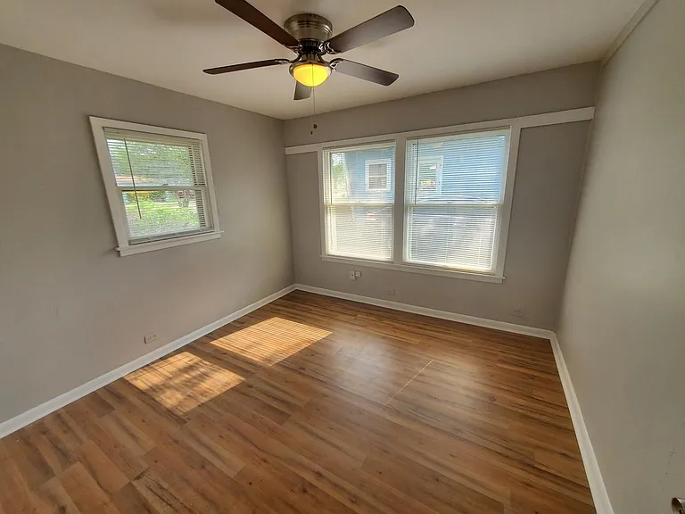 654 Santa Monica St — Photo 17