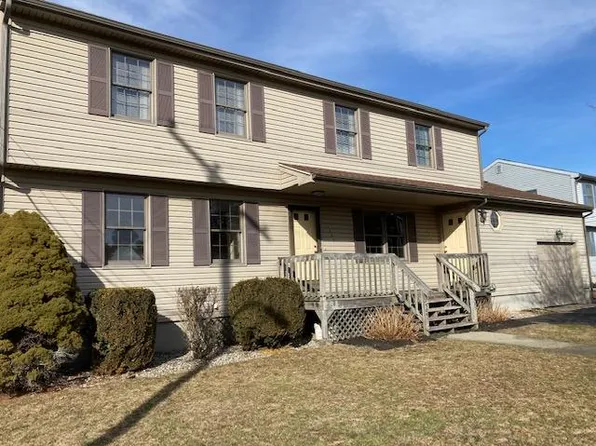 (undisclosed Address), North Dartmouth, MA 02747