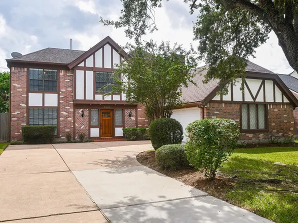 3330 S Sutton Sq, Stafford, TX 77477