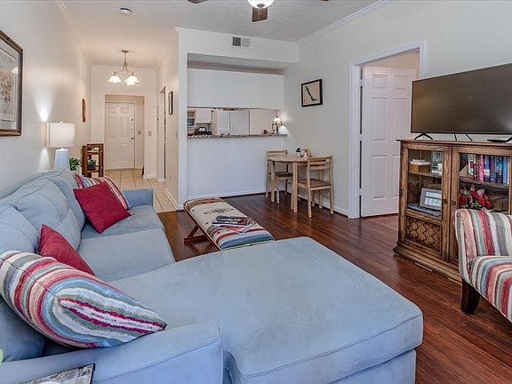 4th image of 2025 Woodmont Blvd APT 239