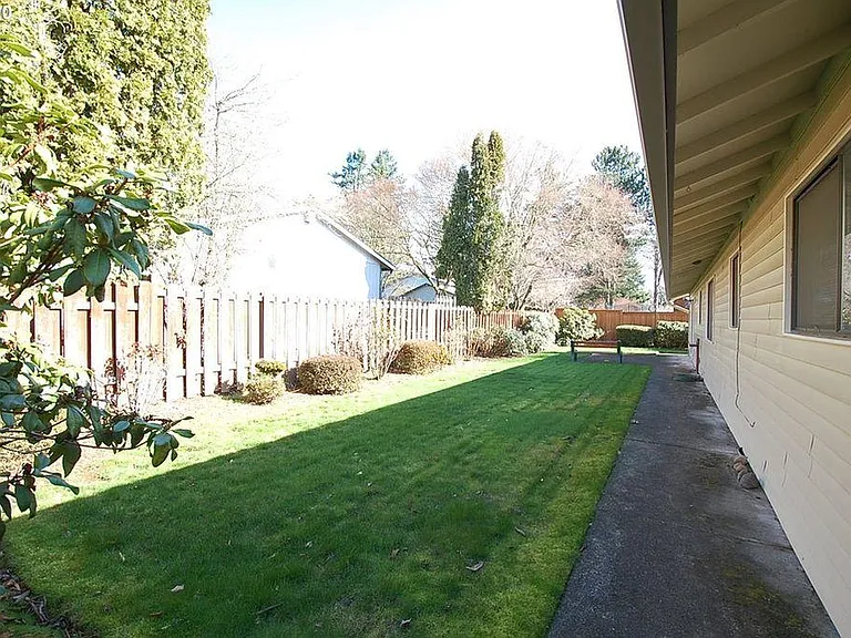 3765 SW 3rd St — Photo 19