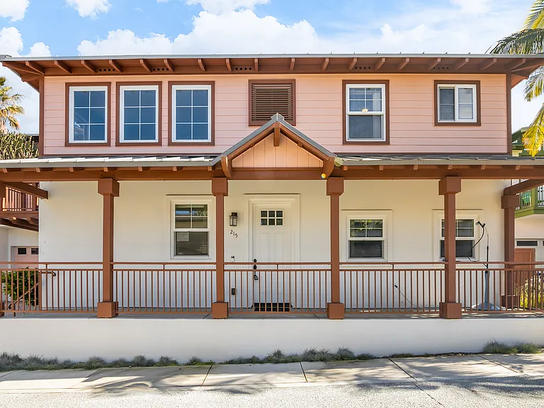 215 Alexander Ct — Photo 6