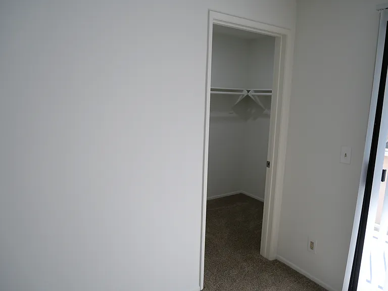 109 Roswell Ave #205 — Photo 9