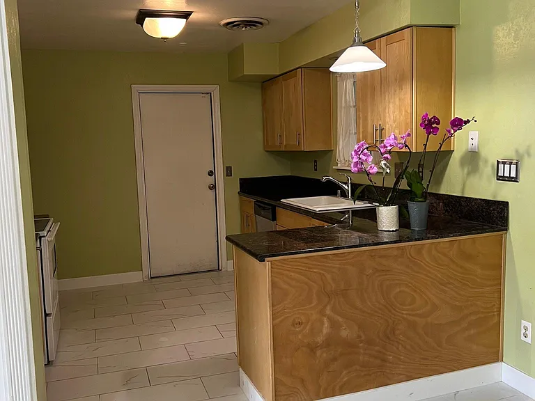 600 New Stine Rd #30 — Photo 19