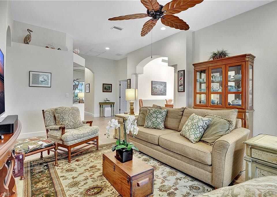 10372 Flat Stone Loop, Bonita Springs, FL 34135 MLS 223092930 Zillow