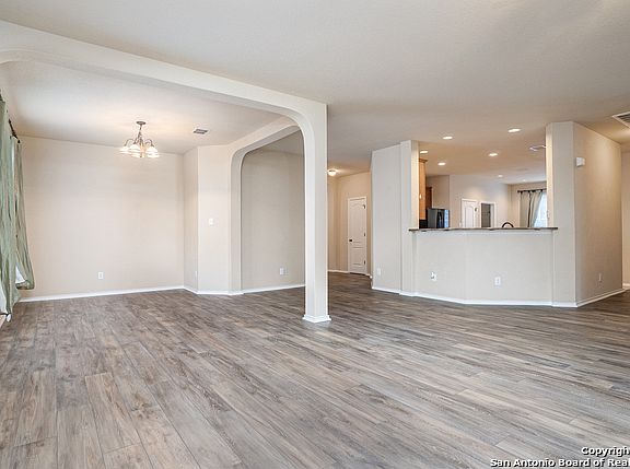 4th image of 5710 Palmetto Way