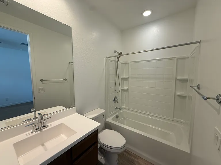 19145 W Coolidge St — Photo 25