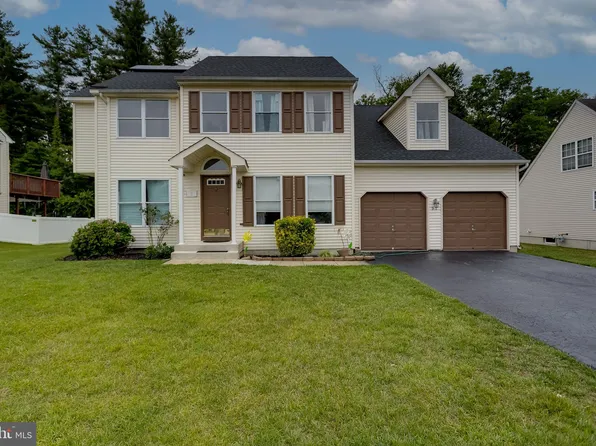 97 Windward Dr, Mount Royal, NJ 08061