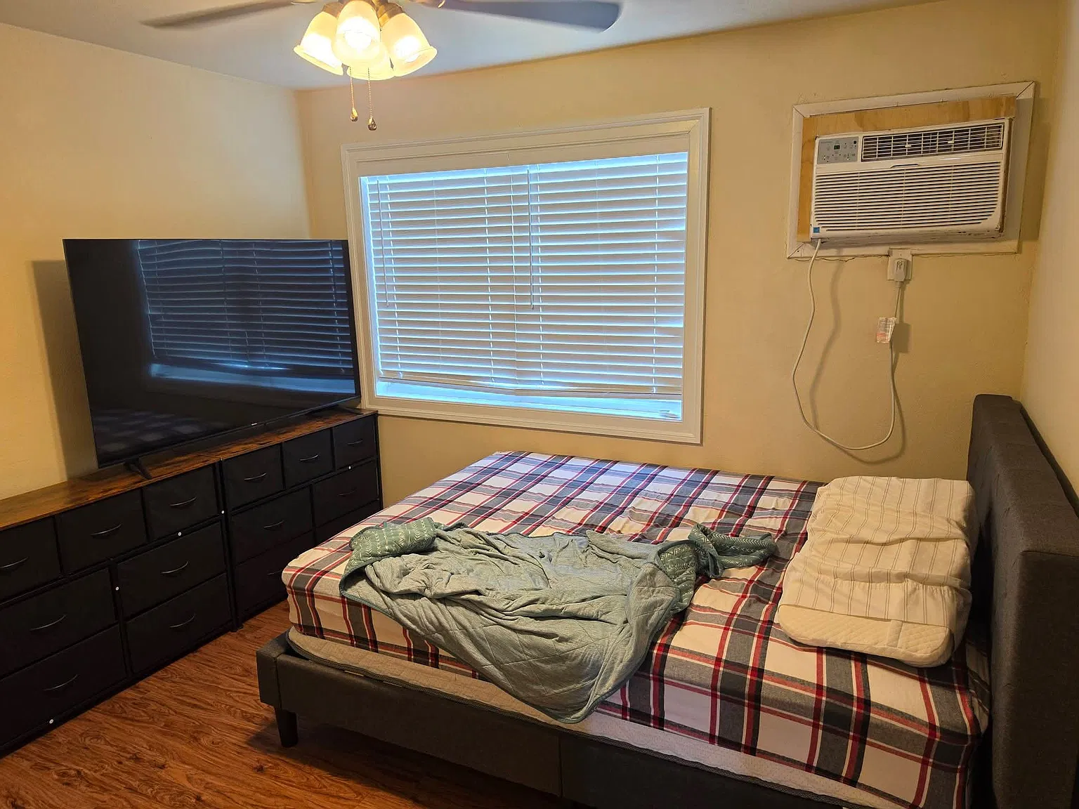 2 bed, $1,695 — Photo 4