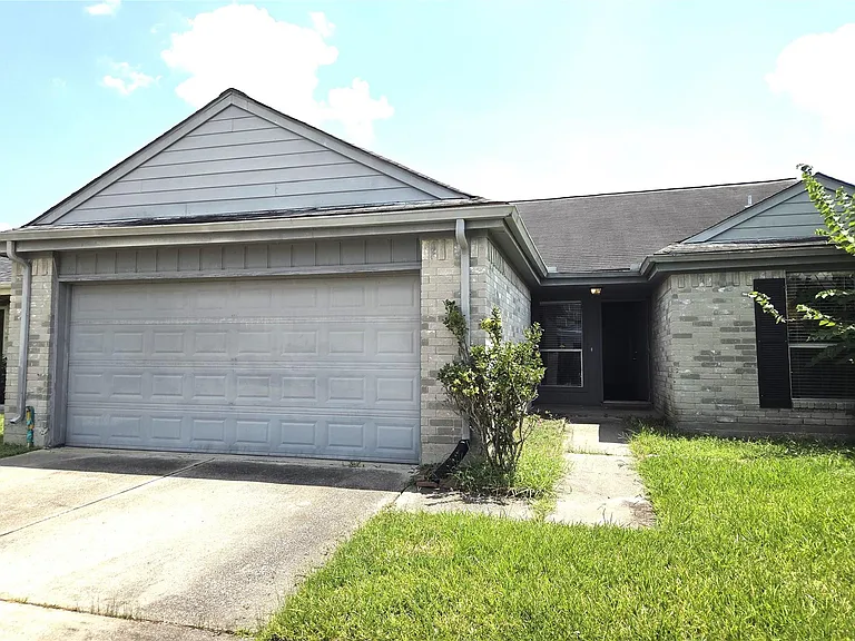 13427 Juniper Point Dr — Photo 2