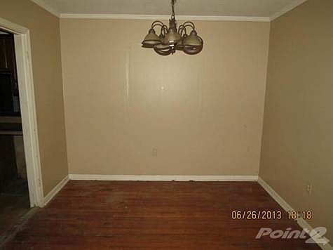2nd image of 2353 Saint Elmo Ave