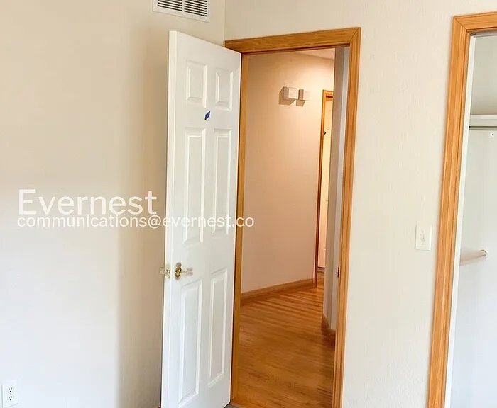 250 Opal Ct — Photo 11