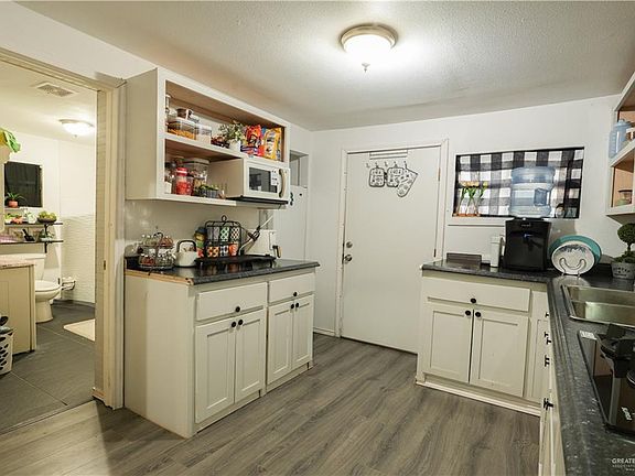 5th image of 329 N 21st St