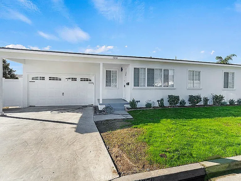 3 bed, 1150 sqft, $4,550 — Photo 4