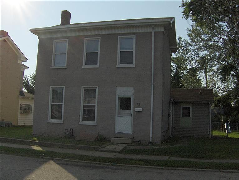 2nd image of 33 Potter Ave
