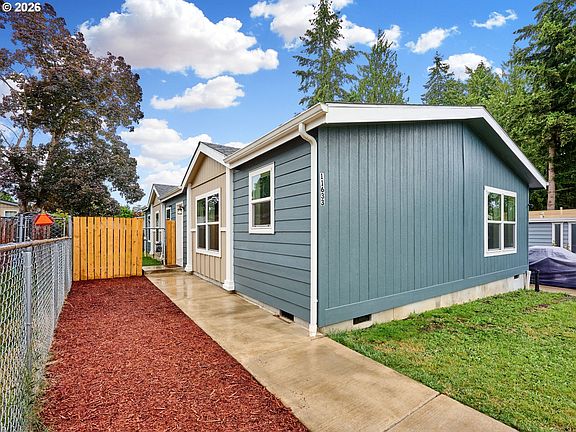 2nd image of 11633 Warbler Ln NE