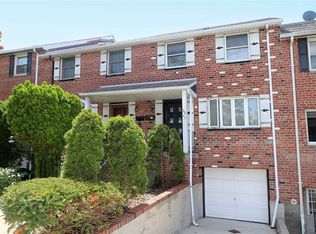 240-42 65th Ave, Little Neck, NY 11362