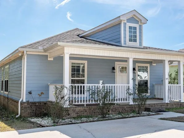 111 Cottage St, Troy, AL 36079