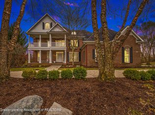 4640 Hawk Hollow Dr E, Bath, MI 48808