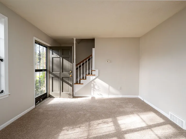 706 S Greer St — Photo 11