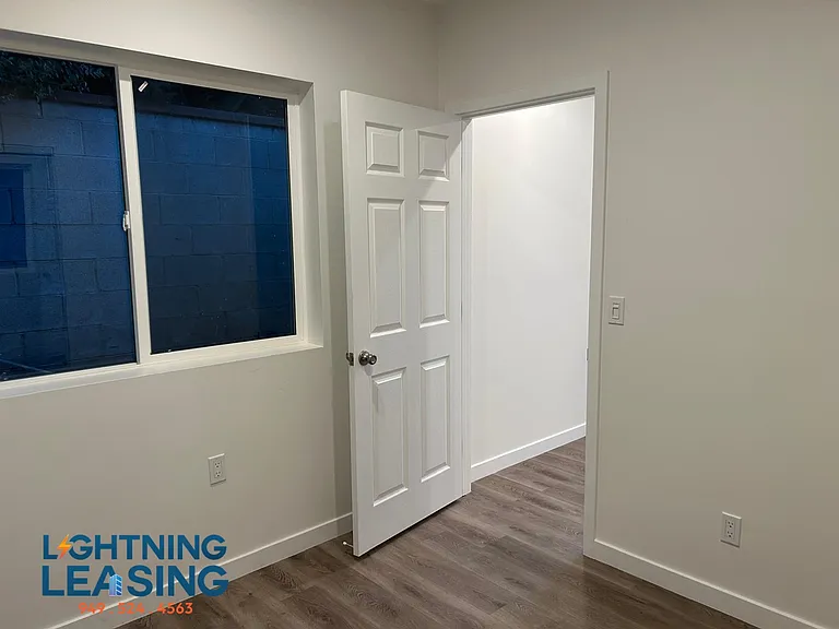 5698 Coldwater Canyon Ave #1 — Photo 4