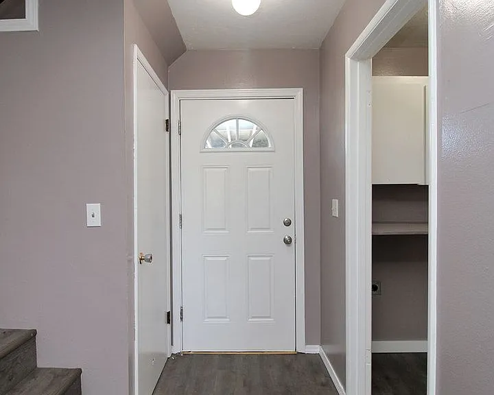 1120 SE Baseline St #1-4 — Photo 2