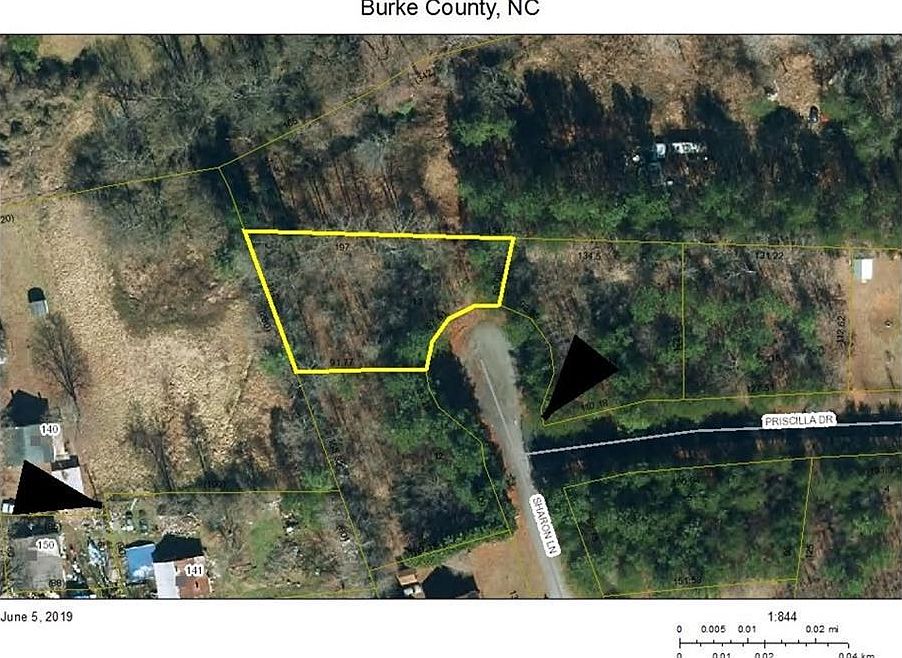 2nd image of 120 Sharon Ln