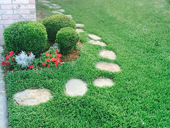 Walkway to backyard