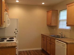 2005 E Jay St, Ozark, MO 65721