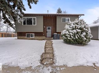 4719 47th Ave, Cold Lake, AB T9M 1Y5