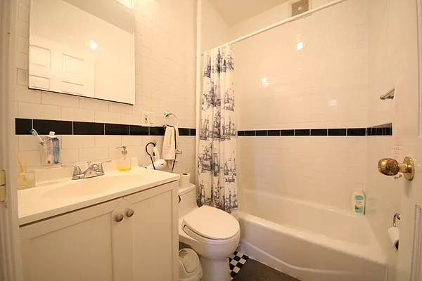 Rented by (Legacy) NY Quality Living Uptown | media 29