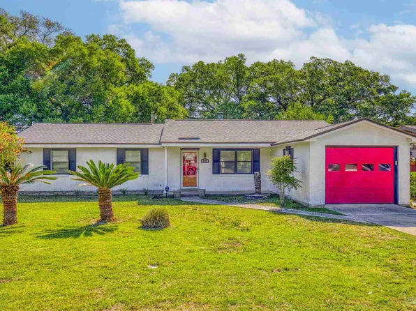 2182 Atwood Dr, Pensacola, FL 32514